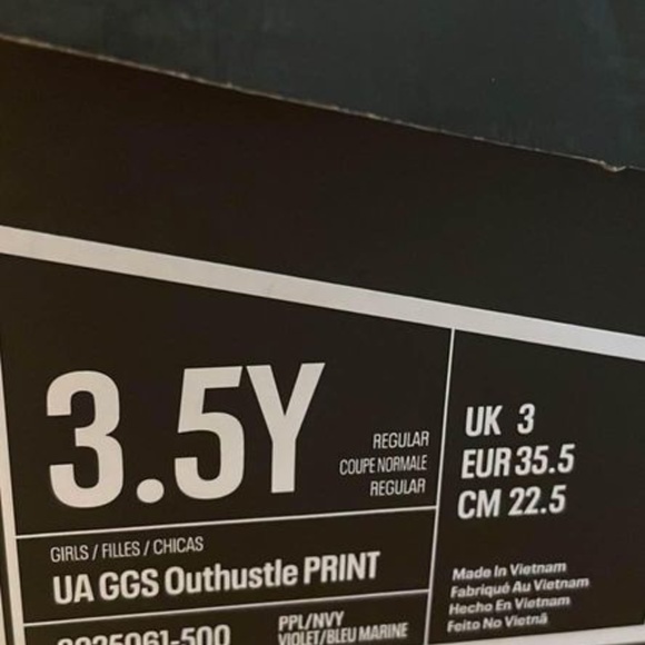 BRAND NEW girl under armour ggs outhustle print shoes size 4Y - Picture 5 of 5